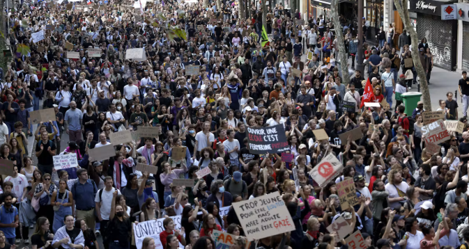 French student protests: comparisons with 1968 will only serve political extremes