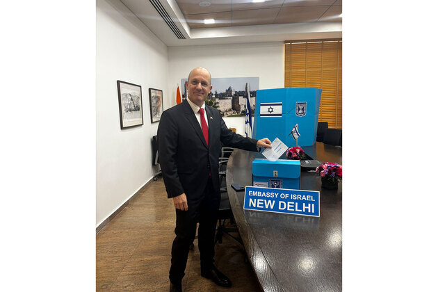 'Voting for Israel in world's largest democracy'