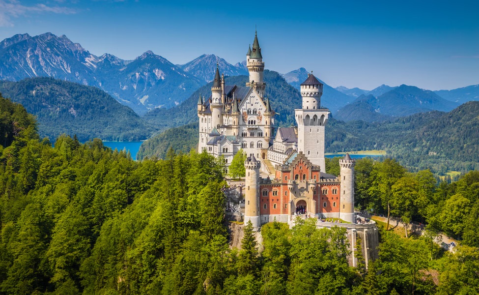 Germany eyes doubling Indian tourist overnight stays by 2030: GNTB chief