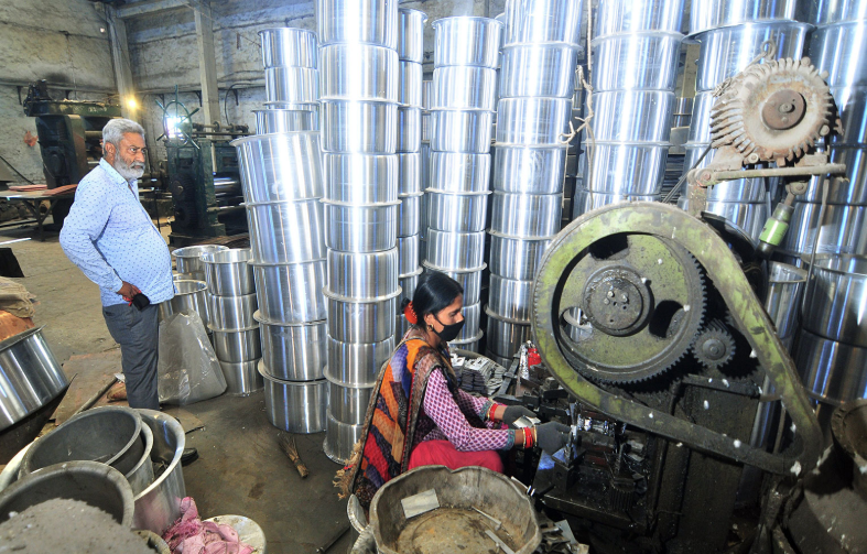Manufacturing sector demand outlook improves for Q3FY27