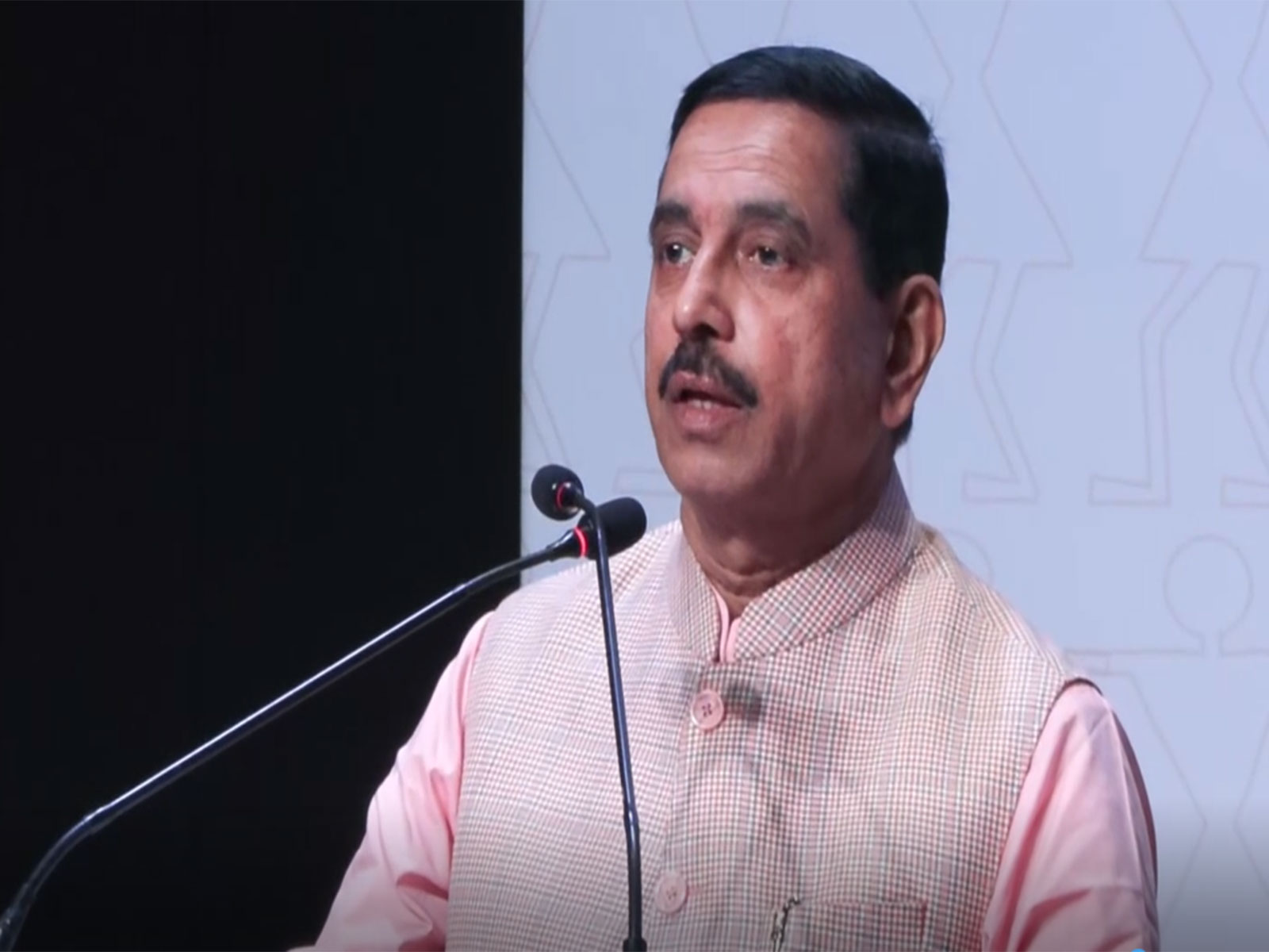 Govt plans major agri voltaics programme