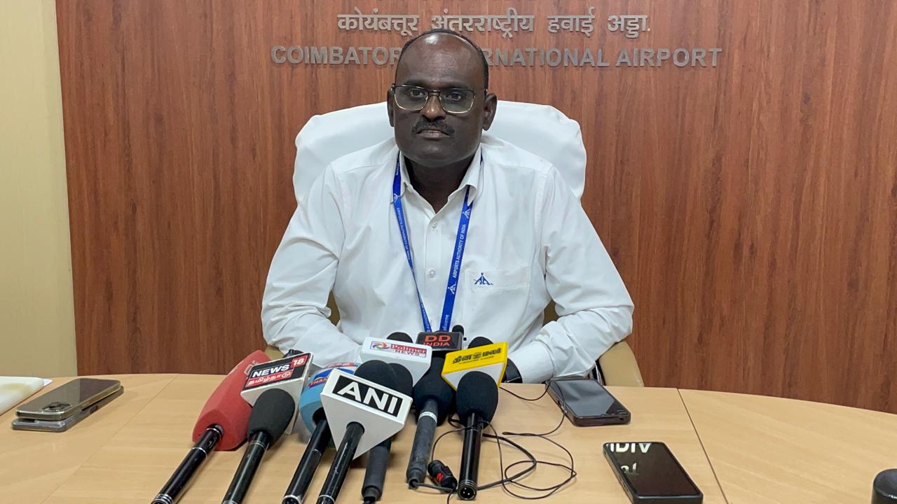 கோவை விமான நிலைய புதிய இயக்குநர் பொறுப்பேற்பு