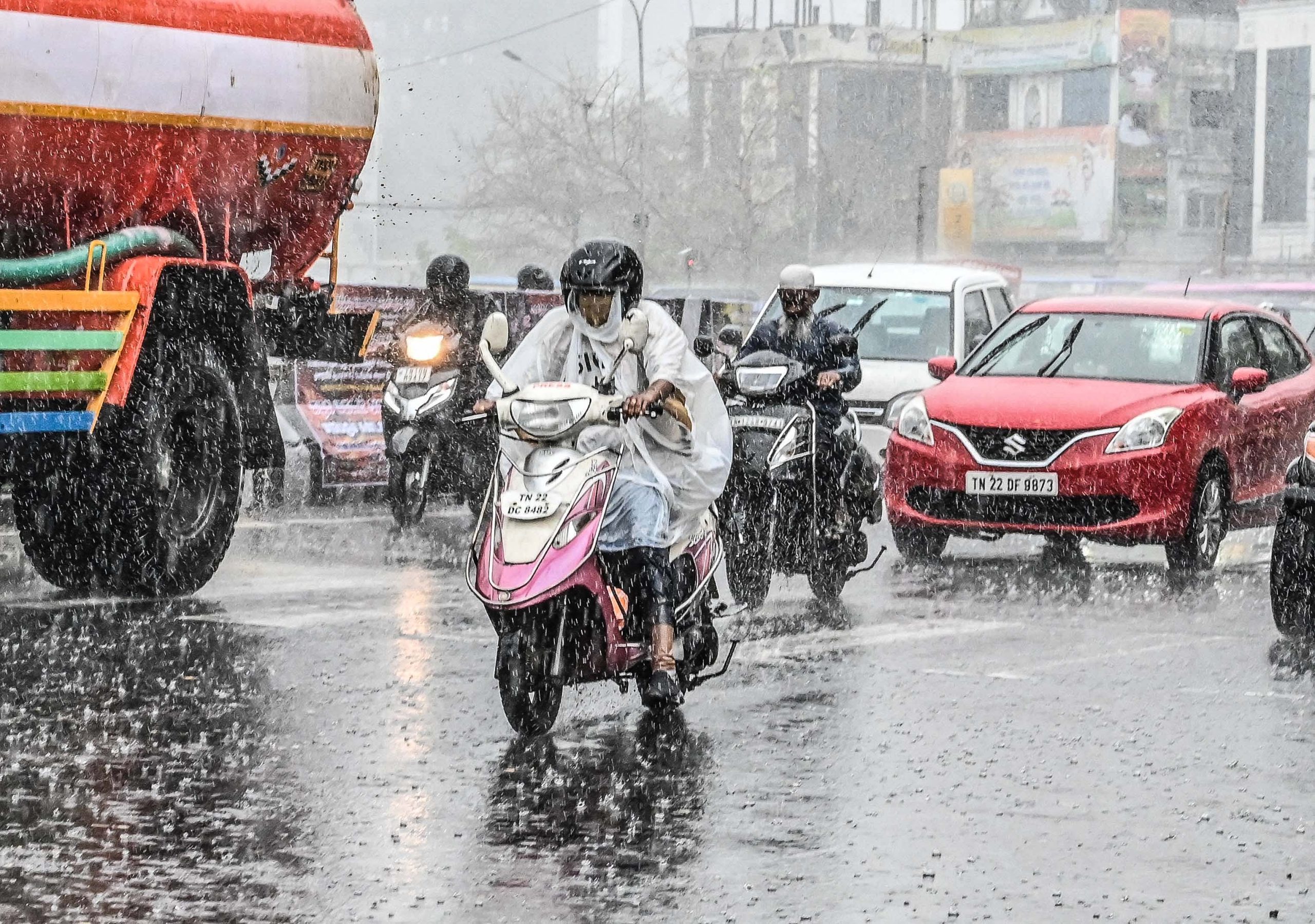 மக்களே குடையை மறந்துடாதீங்க - 2 நாட்கள் கனமழைக்கு வாய்ப்பு!