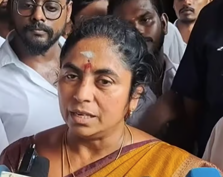 தீபாவளி ஆவின் இனிப்புகளுக்கு விற்பனை இலக்கு - அமைச்சர் விஜயலட்சுமி தகவல்