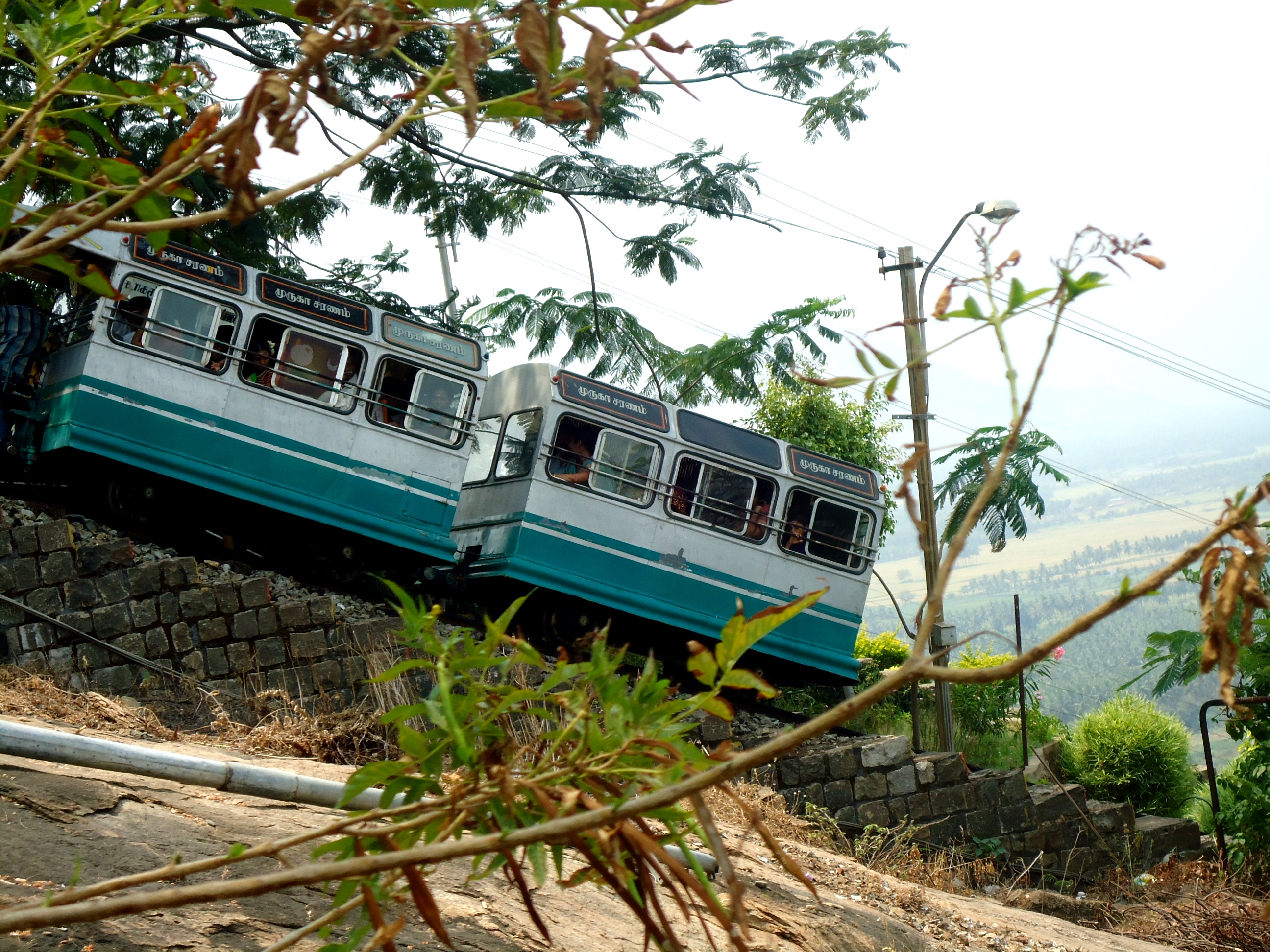 Rope car snag halts service at Palani temple