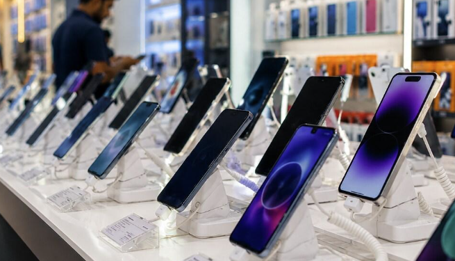 26% குறைவு! சந்தைக்கு வந்த  ஸ்மார்ட்போன்கள் எண்ணிக்கை சரிவு