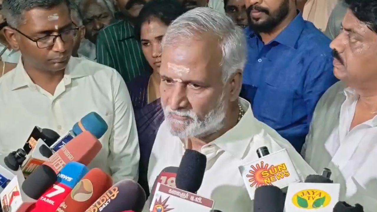 திருச்செந்தூர் கோயிலில் தமிழில் குடமுழுக்கு.. அமைச்சர் சேகர்பாபு