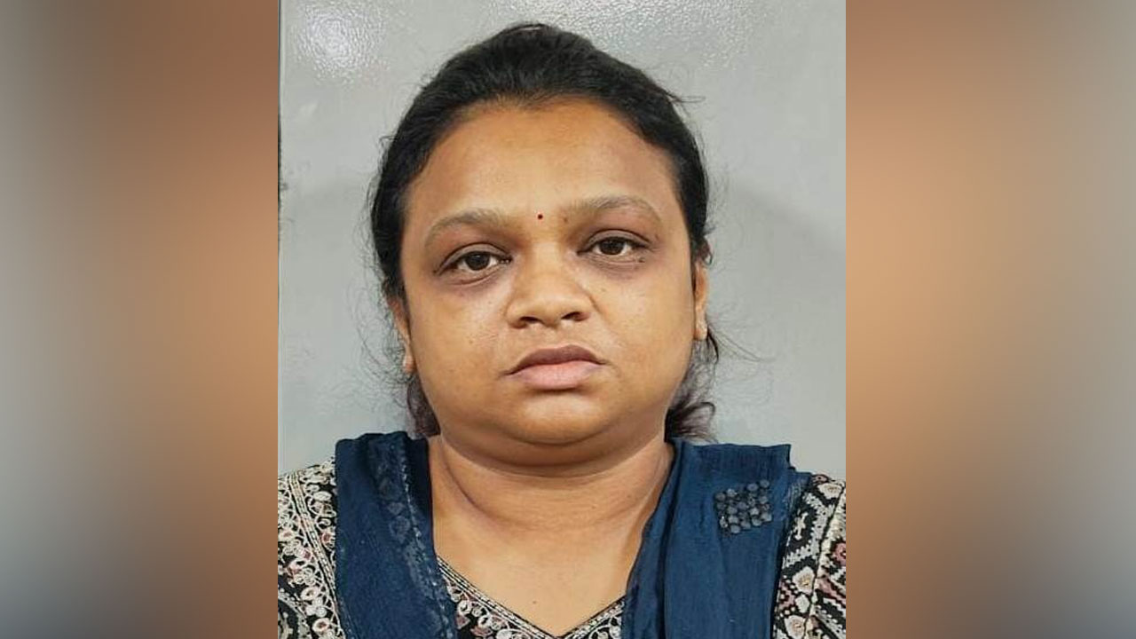 எம்.பி.பி.எஸ் சீட் வாங்கி தருவதாக ரூ.31.88 லட்சம் மோசடி – தலைமறைவாக இருந்த பெண் கைது