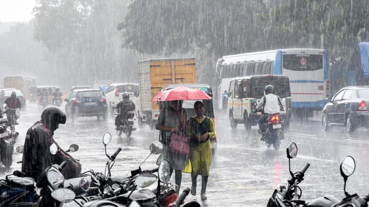 Heavy Rain: தமிழகத்தில் இன்று 8 மாவட்டங்களில் கனமழை எச்சரிக்கை!