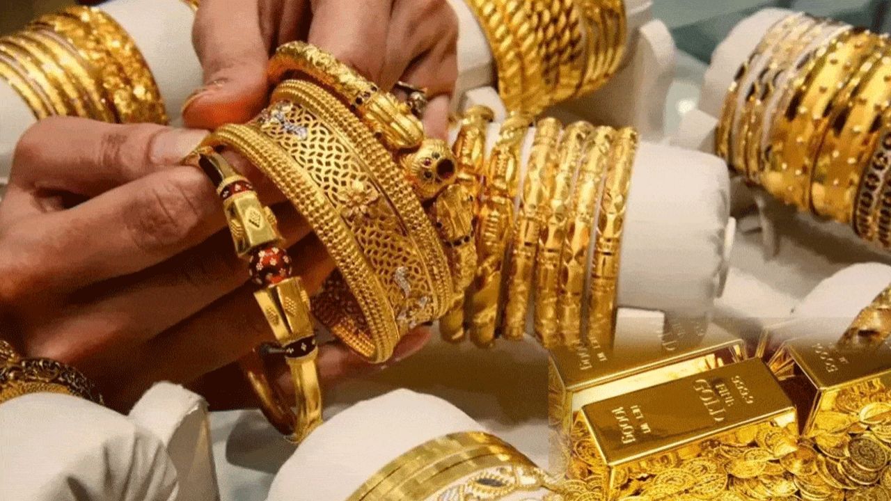 நகை பிரியர்களுக்கு ஷாக் நியூஸ்.. தங்கம் விலை அதிரடி உயர்வு!