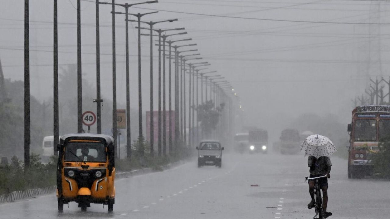 கொட்டி தீர்க்கப்போகும் கனமழை.. 9 மாவட்டங்களுக்கு எச்சரிக்கை!