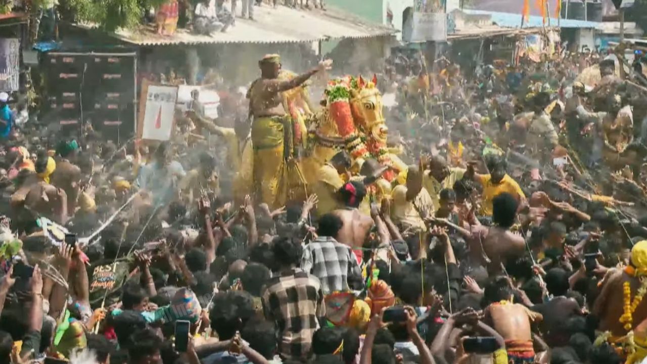 மதுரை சித்திரை திருவிழா: கள்ளழகரை குளிர்விக்கும் தீர்த்தவாரி!