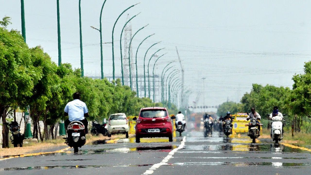 இந்த டைம்-ல மட்டும் வெளியே வராதீங்க.. எச்சரிக்கும் மத்திய அரசு!