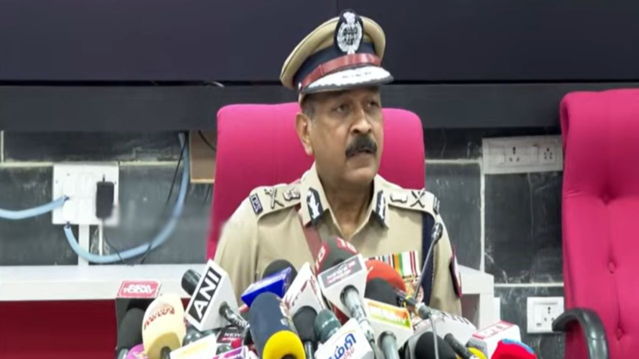 புதிய டிஜிபியாக மகேஷ் குமார் அகர்வால் பொறுப்பேற்பு: சைபர் குற்றங்களைத் தடுக்க தனி கவனம் என உறுதி!
