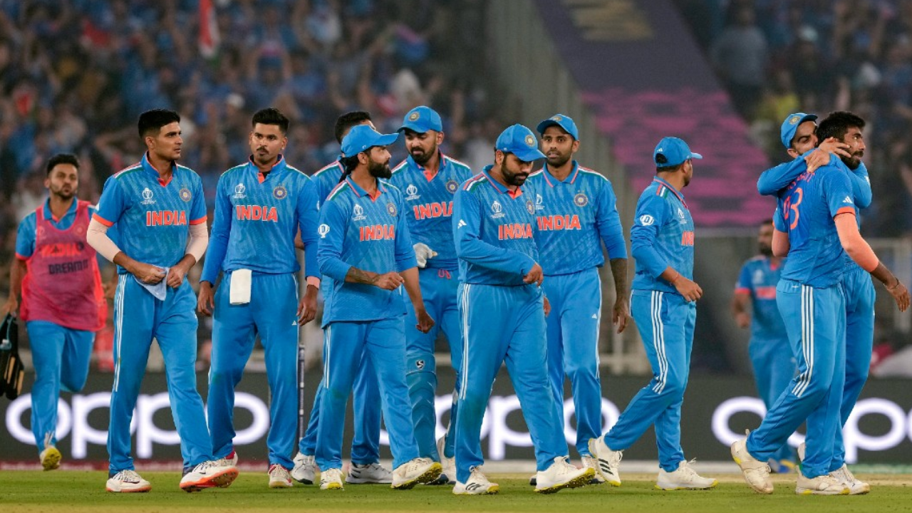 ICC தரவரிசையில் இந்தியா முதலிடம்; 119 புள்ளிகளுடன் முன்னிலை !