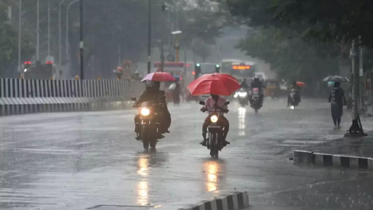 TN Weather: வெளுக்கப்போகும் கனமழை.. 7 மாவட்டங்களுக்கு எச்சரிக்கை!