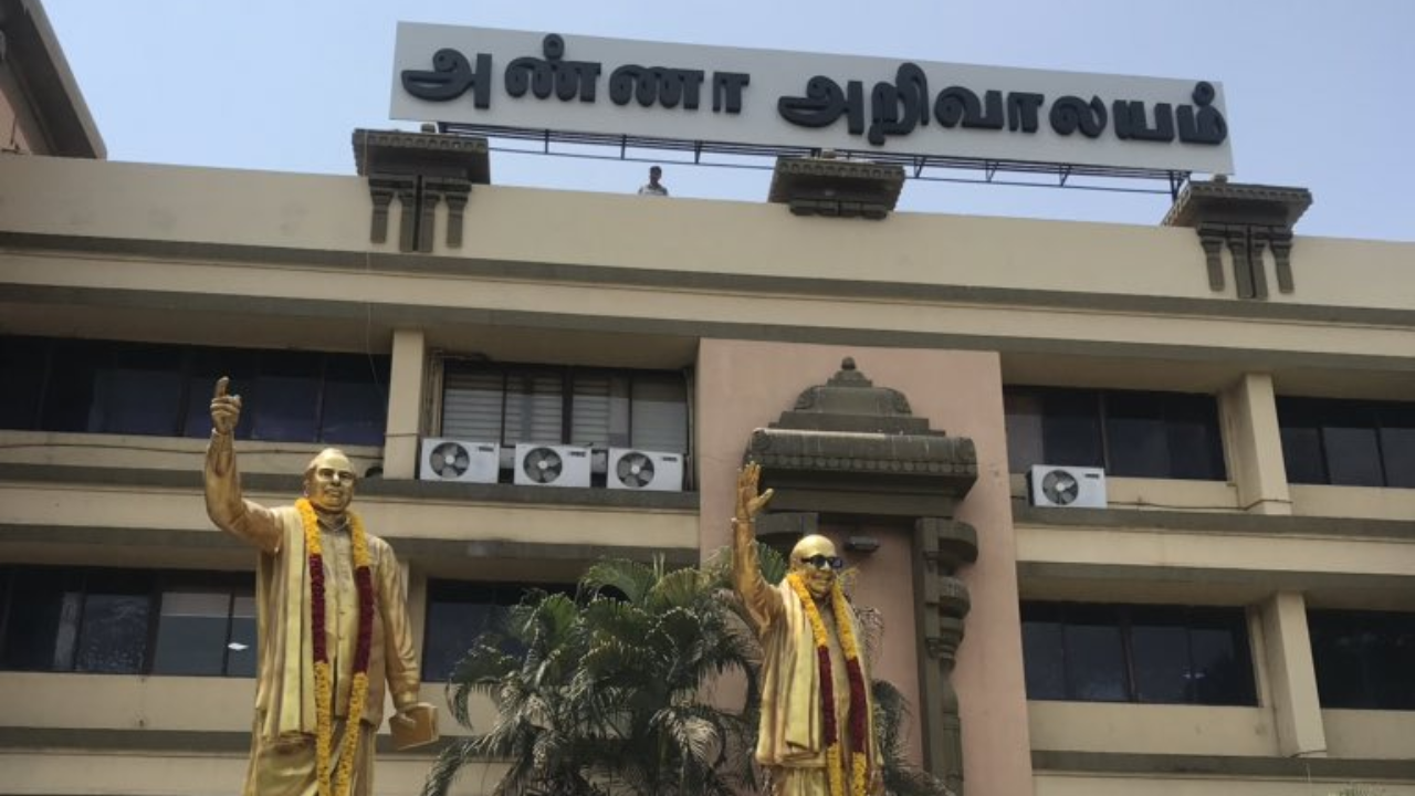 மாணவர் ஐ.டி. கார்டில் சாதி விவரமா?”... தமிழக அரசுக்கு திமுக எதிர்ப்பு 