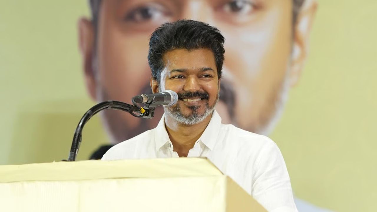 பரபரக்கும் அரசியல் களம்.. தவெக தலைமையில் புதிய கூட்டணி? தோழமை கட்சிகளுடன் முதல்வர் இன்று ஆலோசனை!