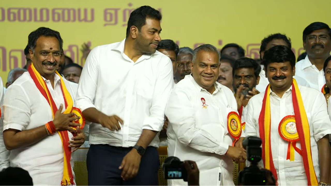 எம்ஜிஆர் மாளிகை டூ பனையூர்.. எம்.ஆர்.விஜயபாஸ்கர், சி.விஜயபாஸ்கர் தவெகவில் இணைந்தனர்!