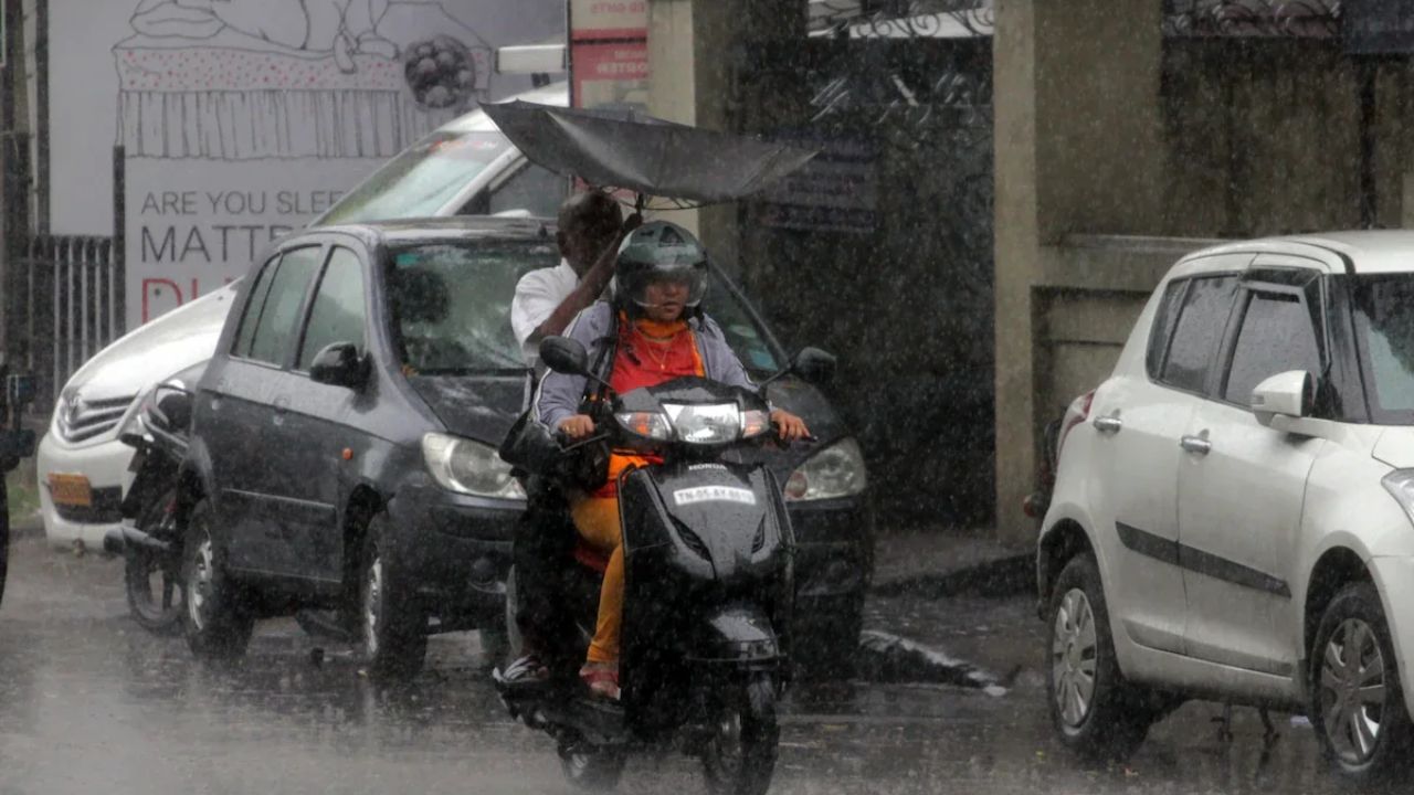TN Weather: எந்தெந்த மாவட்டங்களில் கனமழை வெளுத்து வாங்கும்.. வானிலை ஆய்வு மையம் வார்னிங்!  