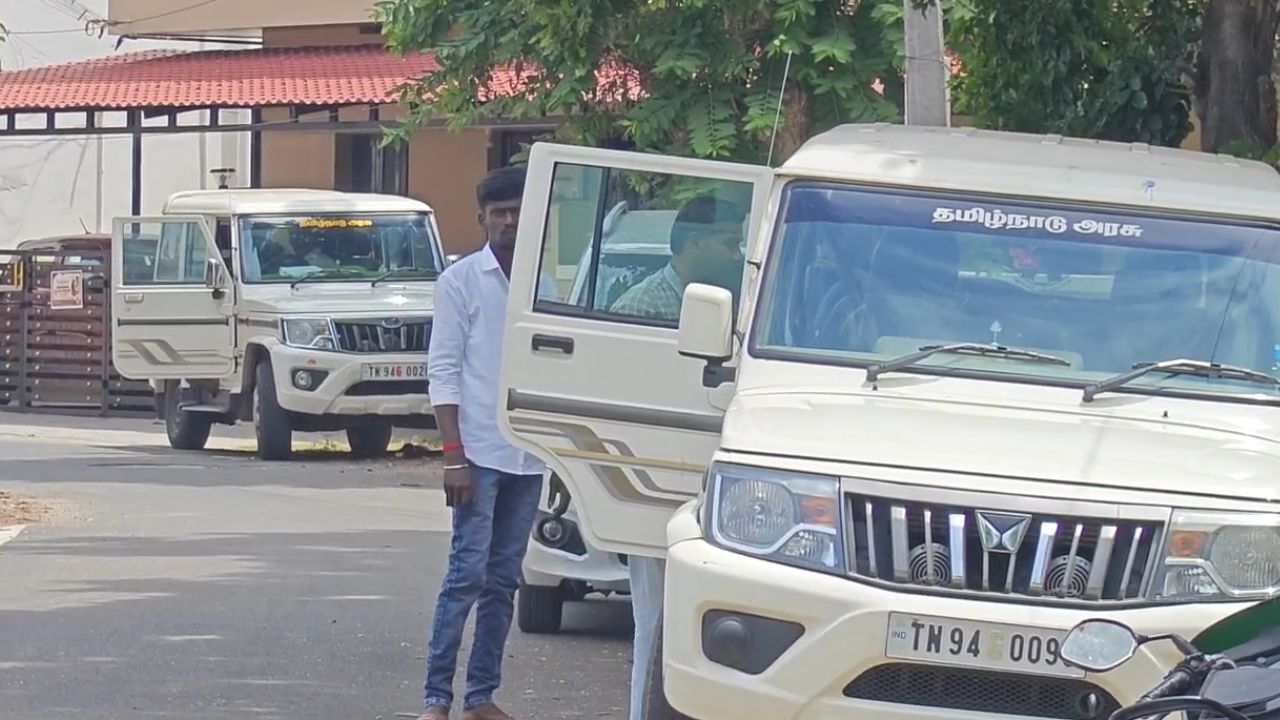 பழனி கோவில் நில மோசடி வழக்கு: சார்பதிவாளர், புரோக்கர் வீடுகளில் சிபிசிஐடி அதிரடிச் சோதனை!