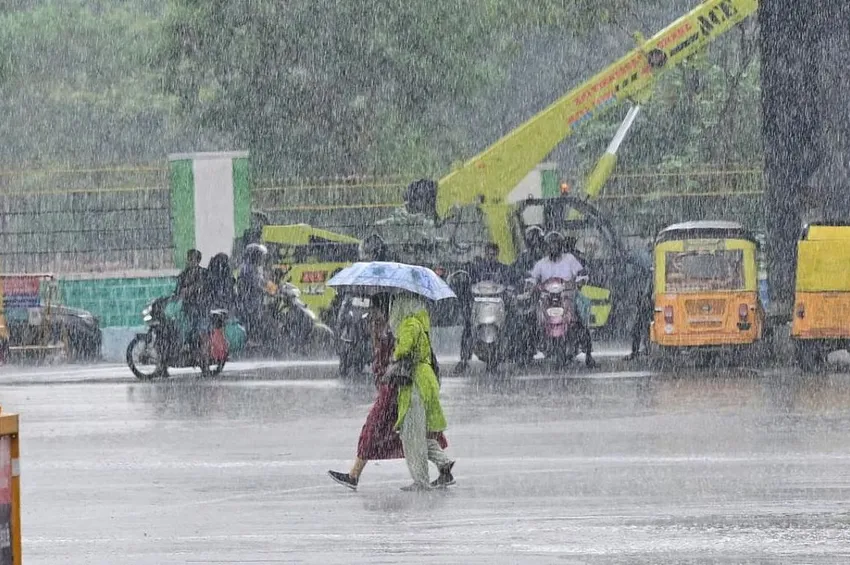 TN Weather: 16 மாவட்டங்களில் மழை வெளுத்து வாங்கும்.. வானிலை மையம் எச்சரிக்கை!