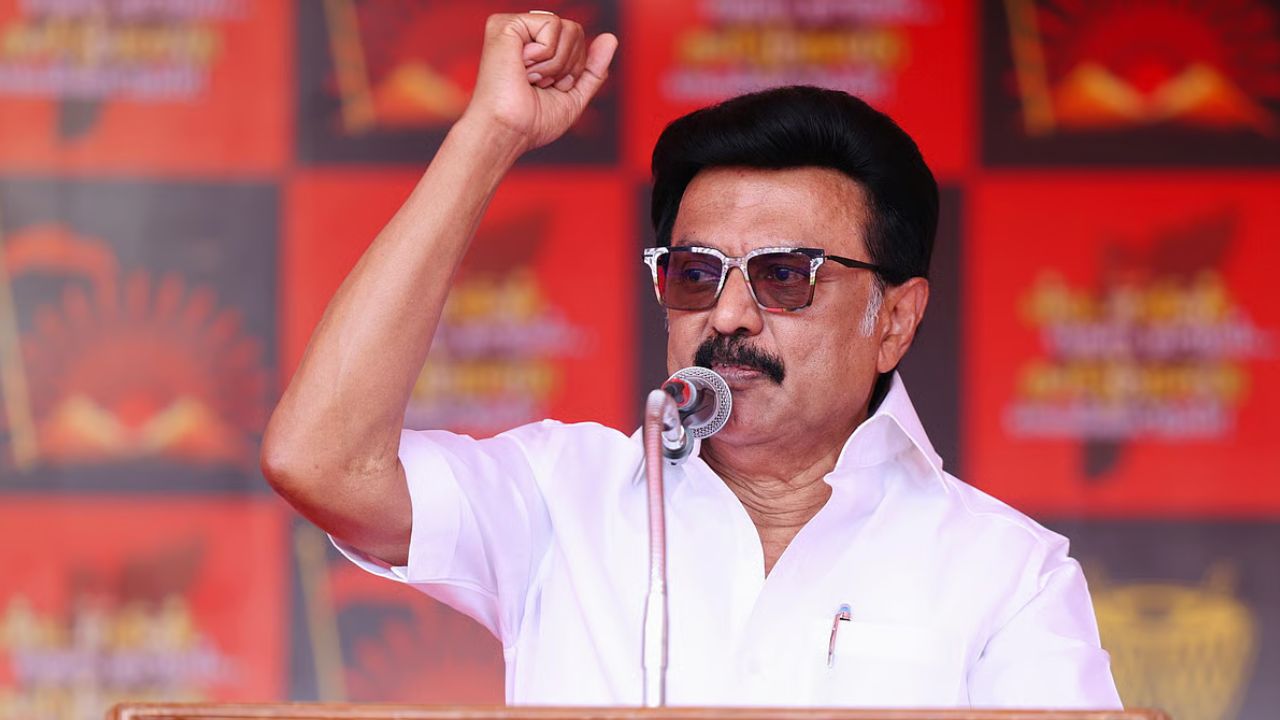 ஆரம்பமாகும் திமுக 2.0.. தவெகவை பின்னுக்குத் தள்ளுமா? ஆரம்பமாகும் திமுக 2.0.. தவெகவை பின்னுக்குத் தள்ளுமா?