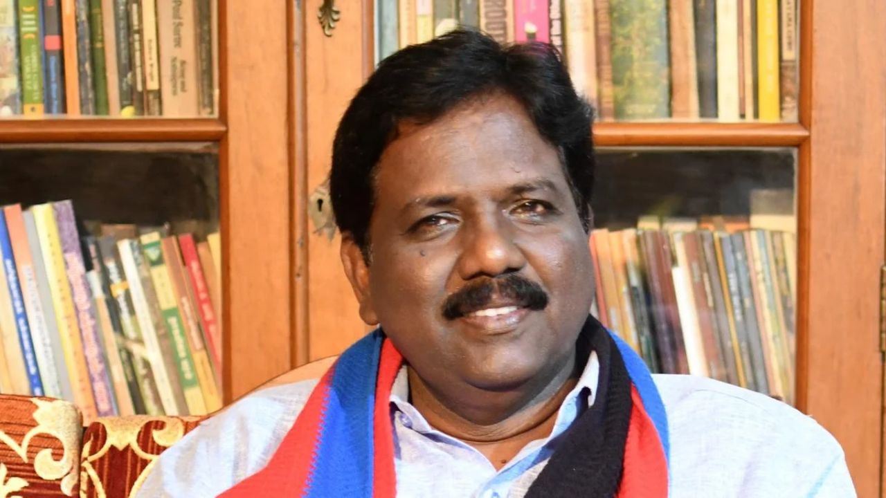 மக்களவை தேர்தல் தான் டார்கெட்.. நடிகர்களை வைத்து பாஜக சதி: எம்பி ரவிக்குமார் பரபரப்பு குற்றச்சாட்டு!