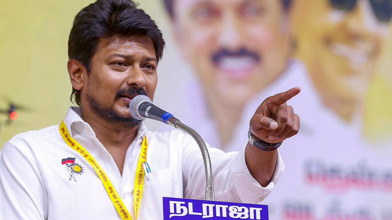 கைதிகள் தப்பியோட்டம்: த.வெ.க. ஆட்சியில் சிறைத்துறை சீரழிந்துள்ளது- உதயநிதி குற்றச்சாட்டு!