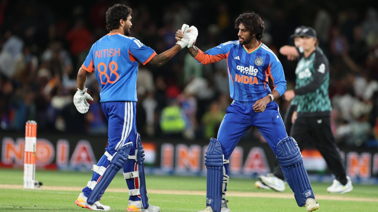 IND vs NZ: கடைசி ஓவர் வரை பரபரப்பு.. நியூசிலாந்தை வீழ்த்தி இந்திய அணி த்ரில் வெற்றி!